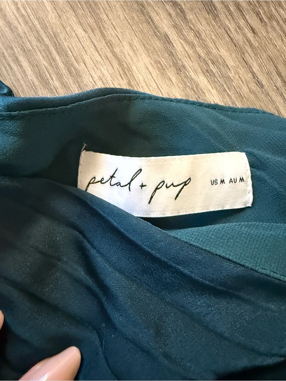 Petal + Pup Emerald Green One Shoulder Pleated Maxi Dress Size Medium - Picture 4 of 6